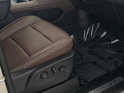 2024 Chevrolet Tahoe 4WD High Country