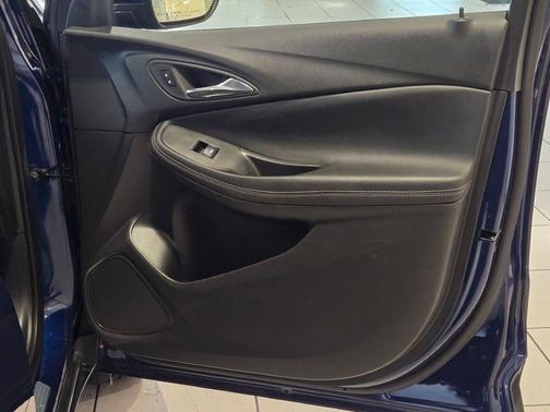 Sapphire Metallic 2023 Buick Encore GX Essence