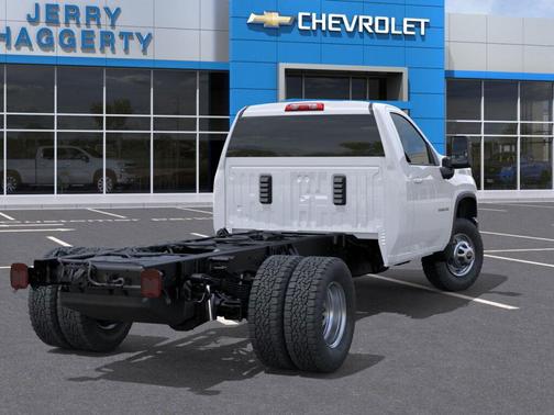 2026 Chevrolet Silverado 3500 WT