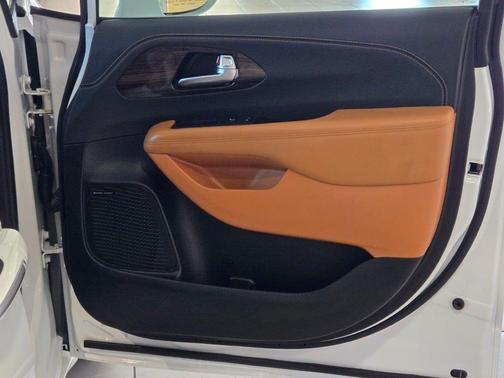 2021 Chrysler Pacifica L