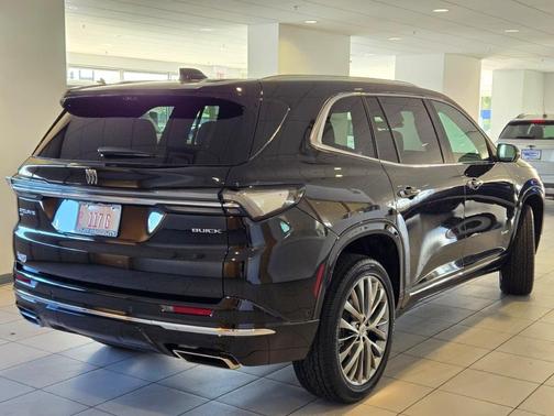 2025 Buick Enclave Avenir FWD