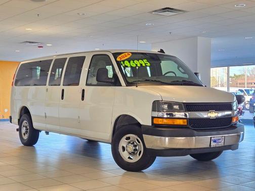 2024 Chevrolet Express 3500 RWD 3500 Extended Wheelbase LT