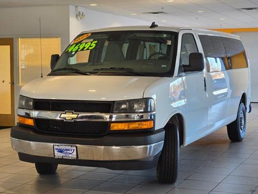 2024 Chevrolet Express 3500 RWD 3500 Extended Wheelbase LT