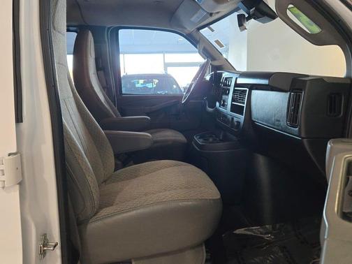 2024 Chevrolet Express 3500 RWD 3500 Extended Wheelbase LT