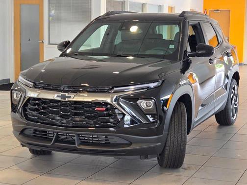 Mosaic Black Metallic 2026 Chevrolet Trailblazer RS