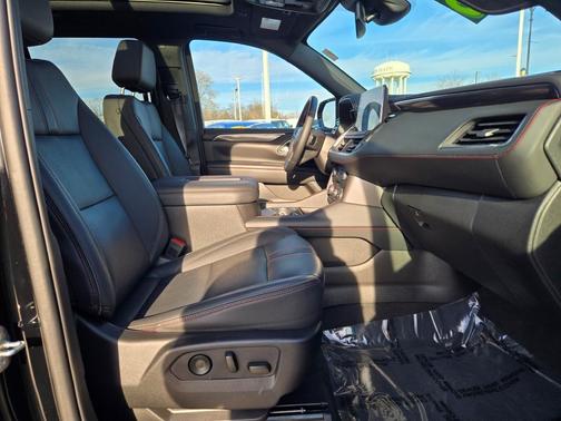 2023 Chevrolet Tahoe 4WD RST