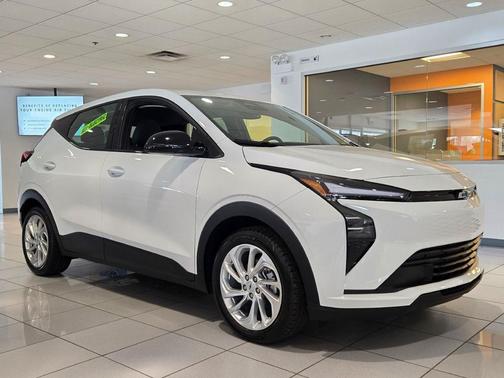 Summit White 2027 Chevrolet Bolt LT