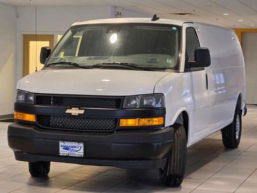 2025 Chevrolet Express 2500 RWD 2500 Extended Wheelbase WT