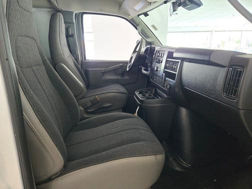 Summit White 2026 Chevrolet Express 2500 Work Van