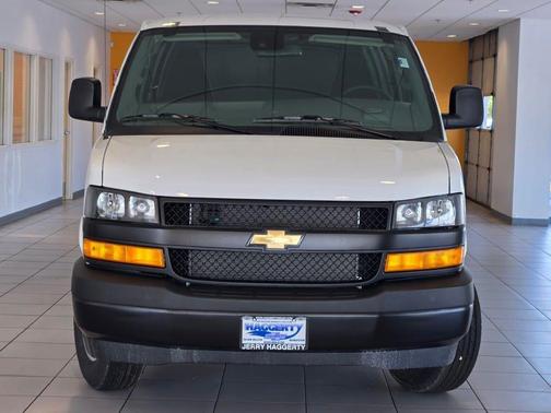 Summit White 2026 Chevrolet Express 2500 Work Van