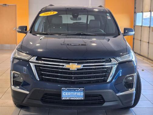 2023 Chevrolet Traverse LT Leather