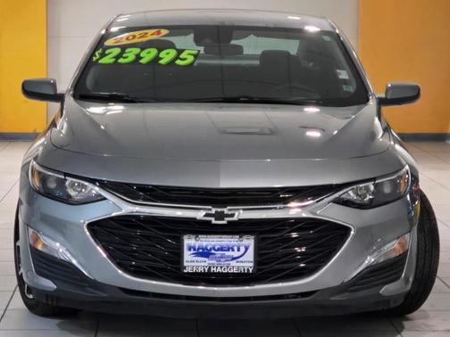 2024 Chevrolet Malibu FWD RS