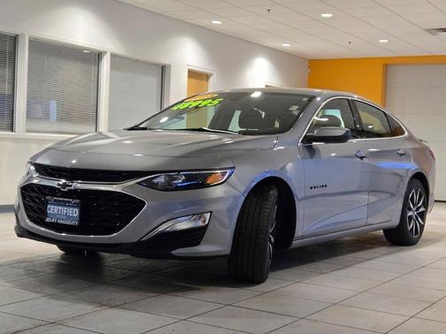 2023 Chevrolet Malibu FWD RS