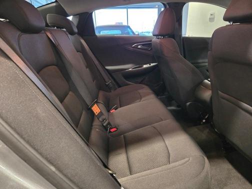 2023 Chevrolet Malibu FWD RS