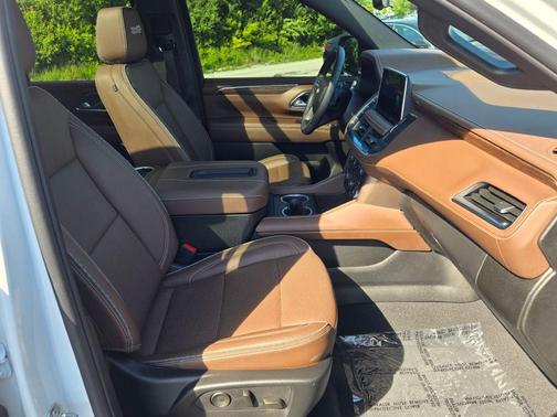 Summit White 2024 Chevrolet Tahoe 4WD High Country