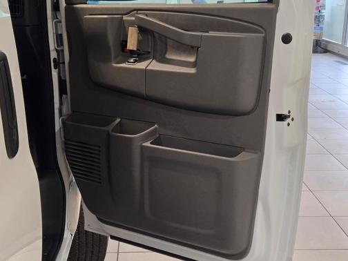 2025 Chevrolet Express 2500 RWD 2500 Extended Wheelbase WT