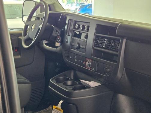 2025 Chevrolet Express 2500 RWD 2500 Extended Wheelbase WT