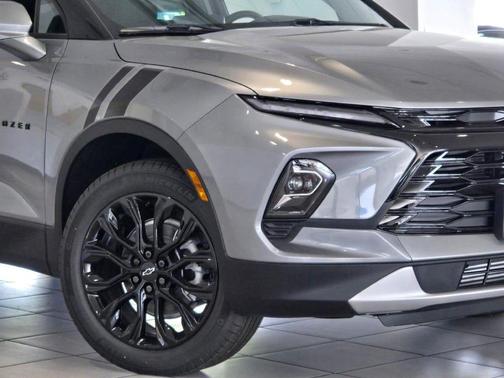 Sterling Gray Metallic 2026 Chevrolet Blazer 2LT