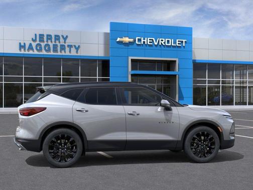 Sterling Gray Metallic 2026 Chevrolet Blazer 2LT