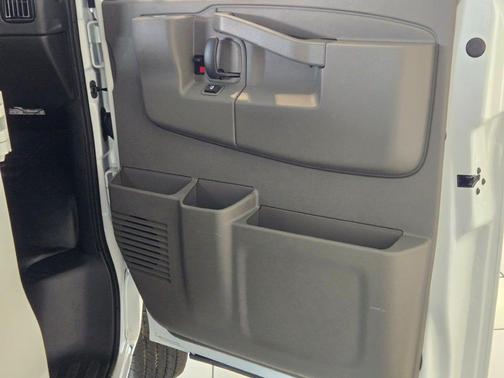 Summit White 2026 Chevrolet Express 2500 Work Van