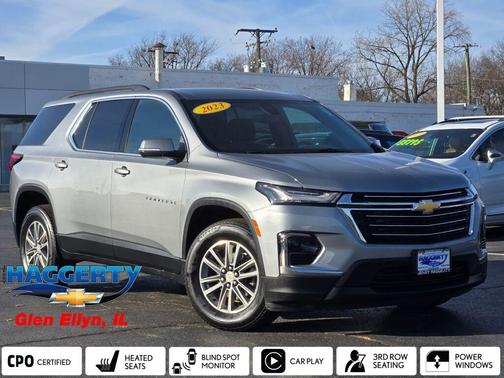 2023 Chevrolet Traverse LT Cloth