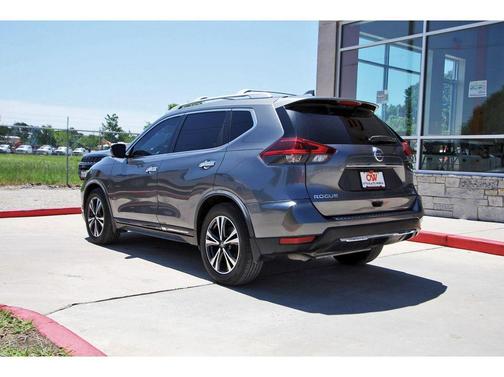 Gun Metallic 2018 Nissan Rogue SL