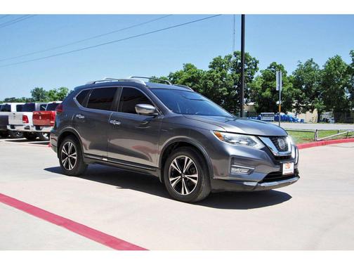 Gun Metallic 2018 Nissan Rogue SL