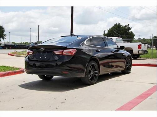 2021 Chevrolet Malibu FWD LT