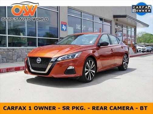 2022 Nissan Altima SR FWD