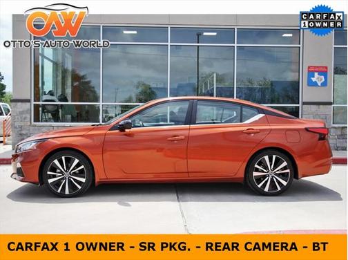 2022 Nissan Altima SR FWD