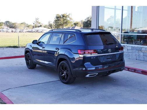 2022 Volkswagen Atlas 3.6L SE w/Technology