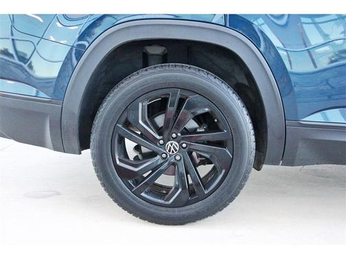 2022 Volkswagen Atlas 3.6L SE w/Technology