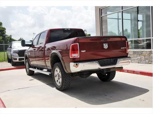 2018 RAM 2500 Laramie Crew Cab 4x4 6'4' Box