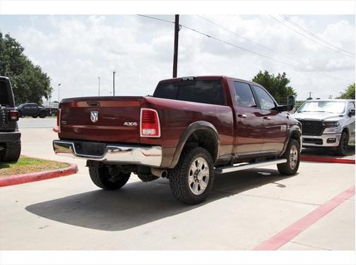 2018 RAM 2500 Laramie Crew Cab 4x4 6'4' Box