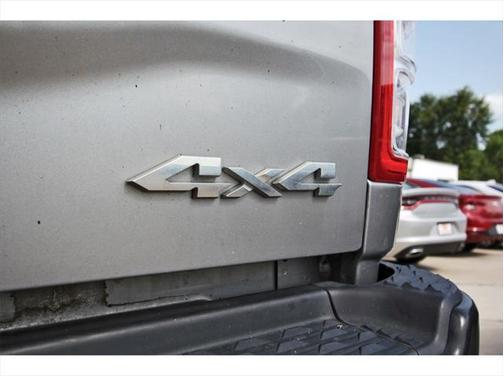 2020 RAM 2500 Tradesman Crew Cab 4X4 6'4' Box
