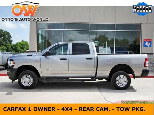 2020 RAM 2500 Tradesman Crew Cab 4X4 6'4' Box