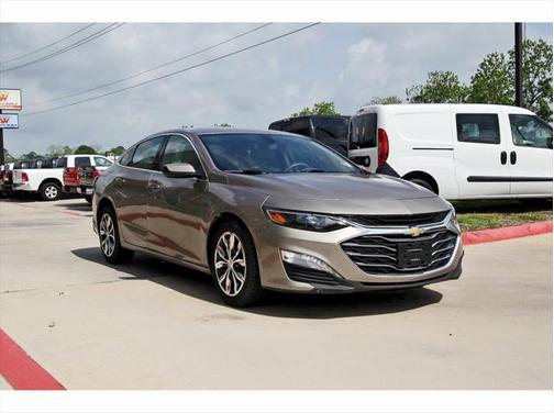 2022 Chevrolet Malibu FWD LT