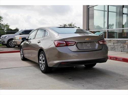 2022 Chevrolet Malibu FWD LT