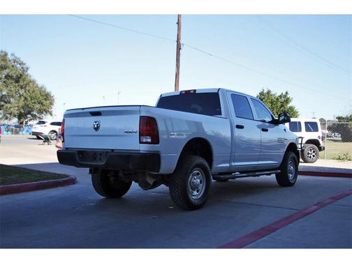 2018 RAM 2500 Tradesman Crew Cab 4x4 6'4' Box