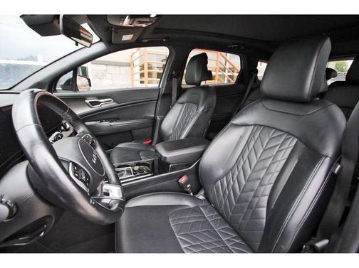 Wolf Gray 2023 Kia Sportage X-Line