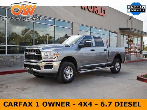 2024 RAM 2500 Tradesman Crew Cab 4x4 6'4' Box