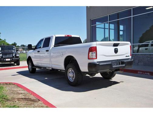 Bright White Clearcoat 2023 RAM 2500 Tradesman Crew Cab 4x4 8' Box