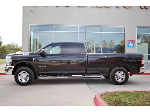 2022 RAM 3500 Tradesman Crew Cab 4x4 8' Box