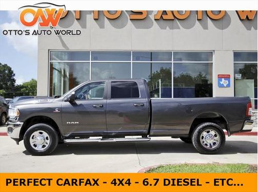 2022 RAM 2500 Big Horn Crew Cab 4x4 8' Box