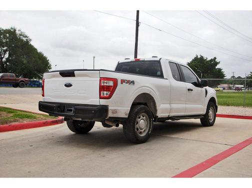 Oxford White 2022 Ford F-150 XL