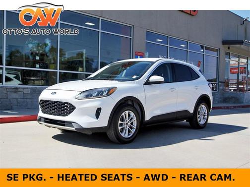 2020 Ford Escape SE