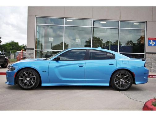 B5 Blue Pearlcoat 2019 Dodge Charger R/T