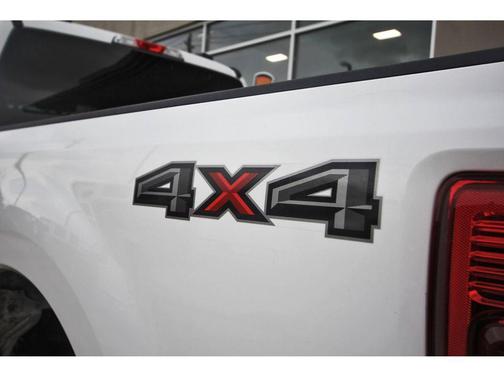 Oxford White 2021 Ford F-250 XLT