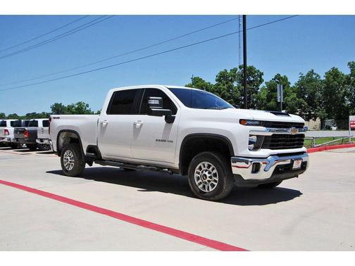 Summit White 2025 Chevrolet Silverado 2500 LT