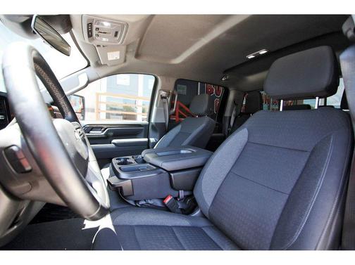 Summit White 2025 Chevrolet Silverado 2500 LT